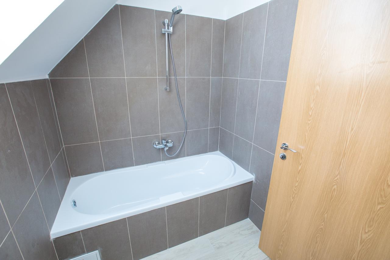 1Hotels Timisoara Luaran gambar